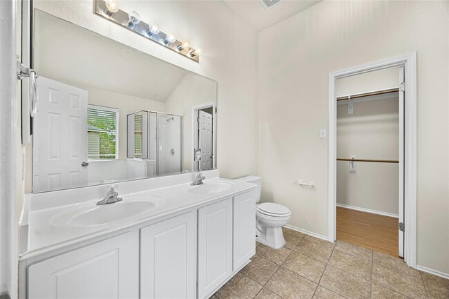 Building Photo - 2101 Rachel Ln