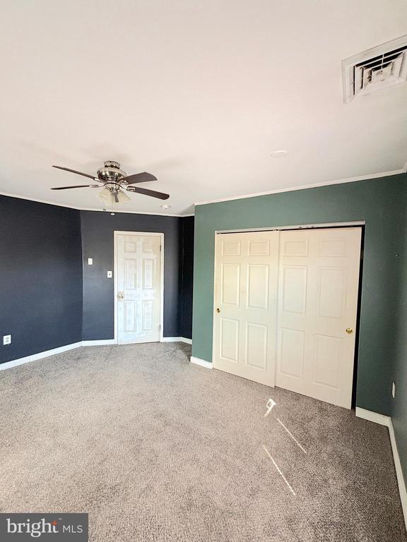 Building Photo - 405-383 S White Horse Pike