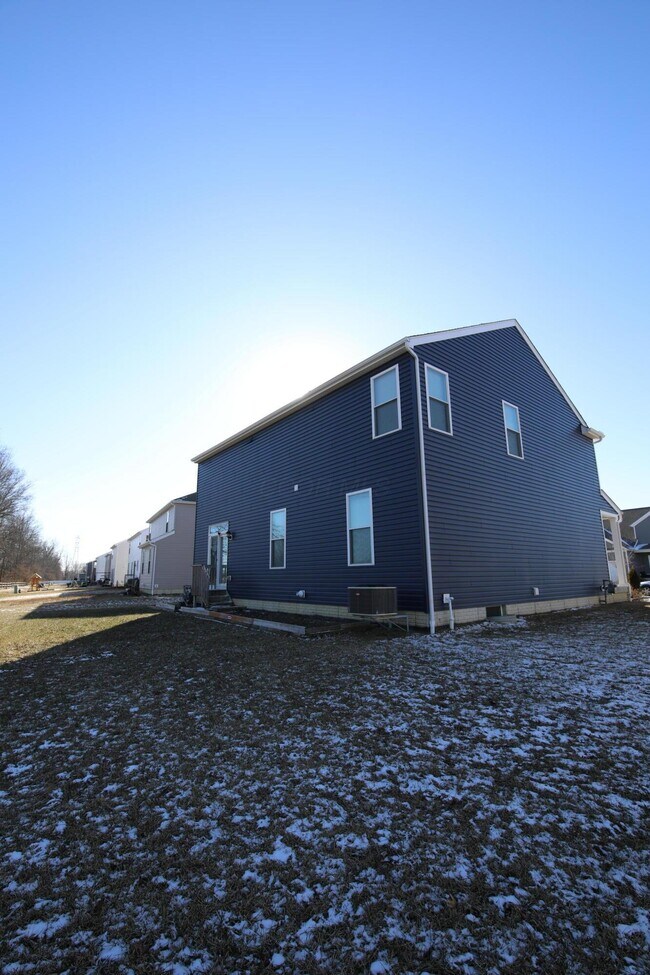 Building Photo - 216 Old Bay Dr