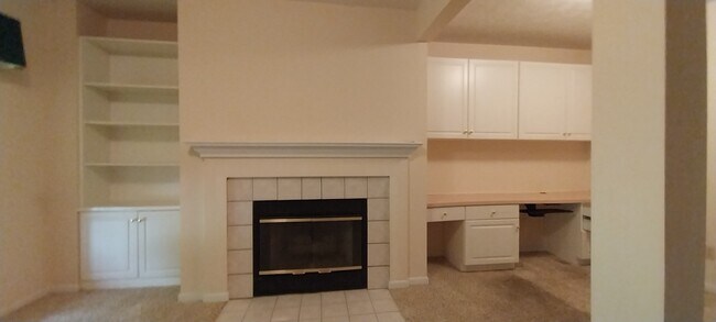 Building Photo - 3912 Vineyard Green Dr