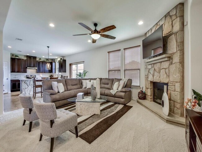 Building Photo - 1501 Lotus Flower Loop