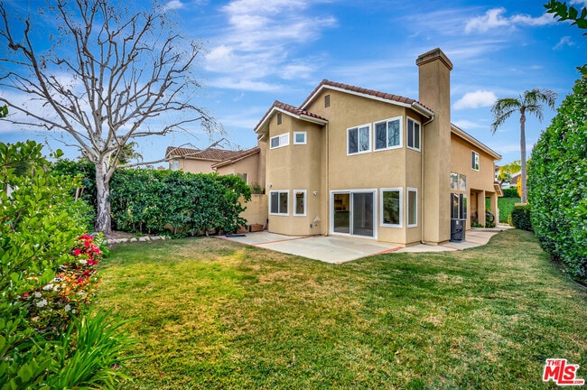 Building Photo - 4016 Cam Plano