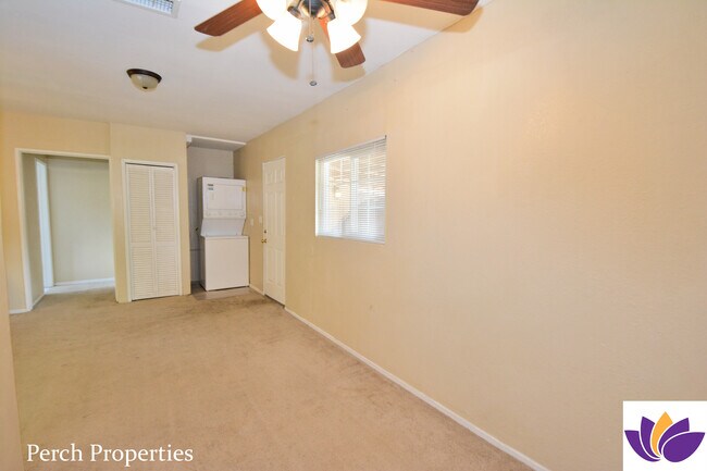 Building Photo - 22149 Wyandotte St