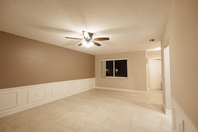 Building Photo - 7251 NW 24th Ct