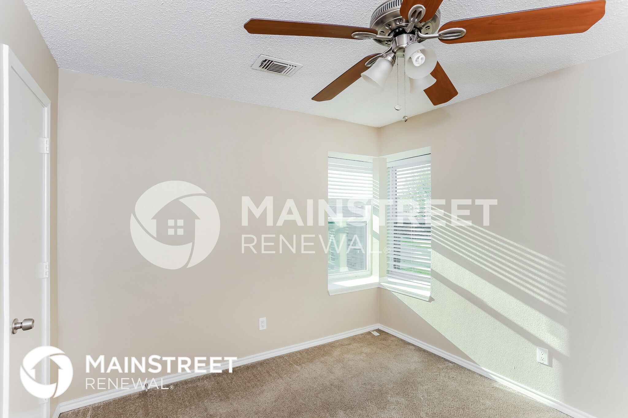 Building Photo - 908 Galaxy Dr