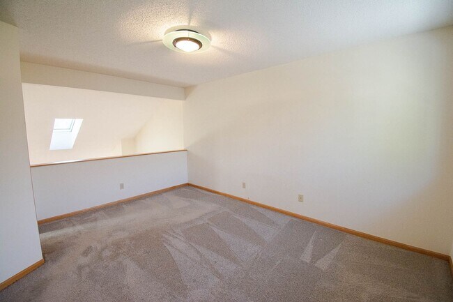 Building Photo - 2716 Spyglass Ct NW