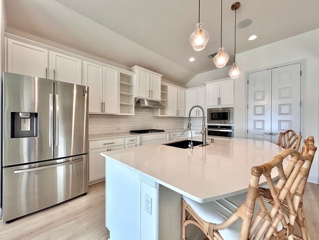 Building Photo - Welcome to Caliterra – Hill Country Luxury...