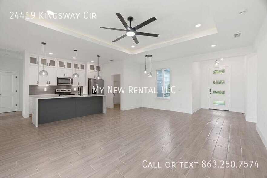 Building Photo - 24419 SW Kingsway Cir