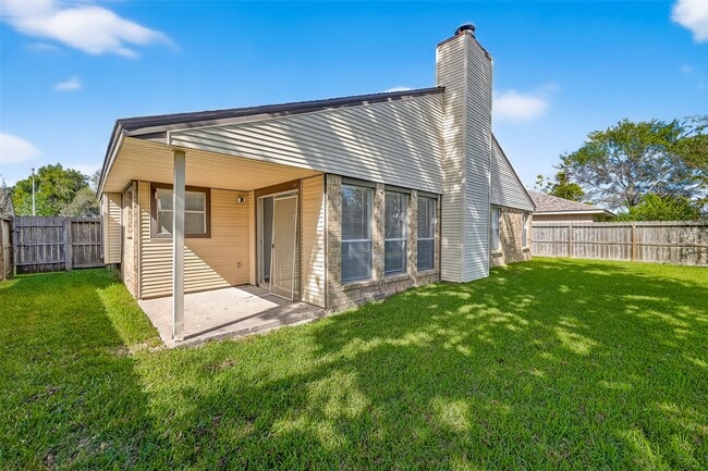 Building Photo - 3111 Timber View Dr