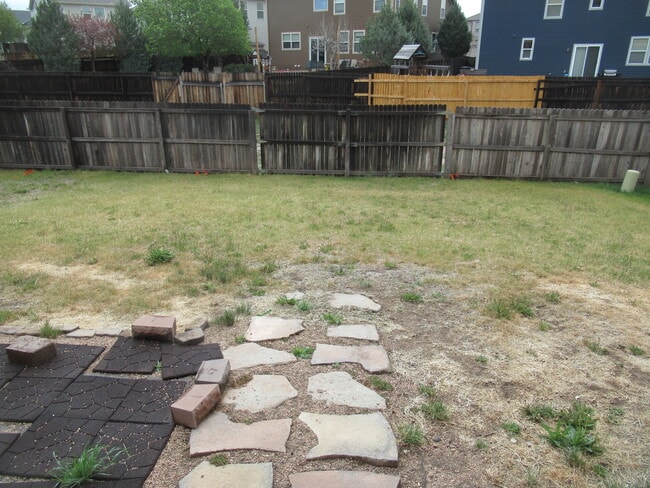 Building Photo - 2255 Bucolo Ave