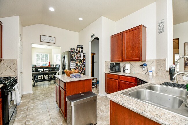 Building Photo - 15462 Signal Ridge Way