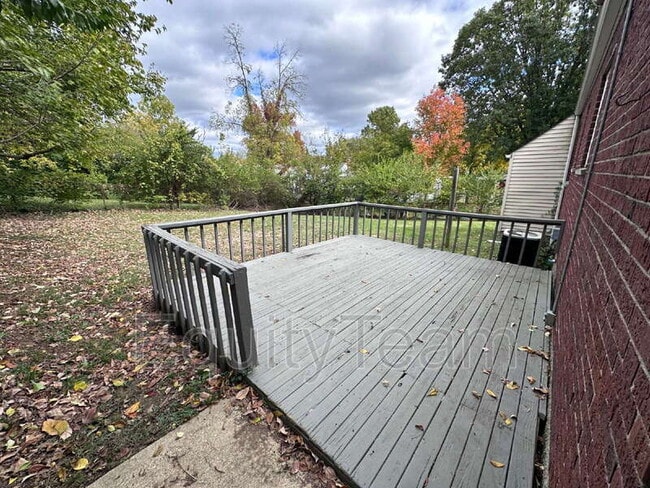 Building Photo - 1192 Hempstead Dr