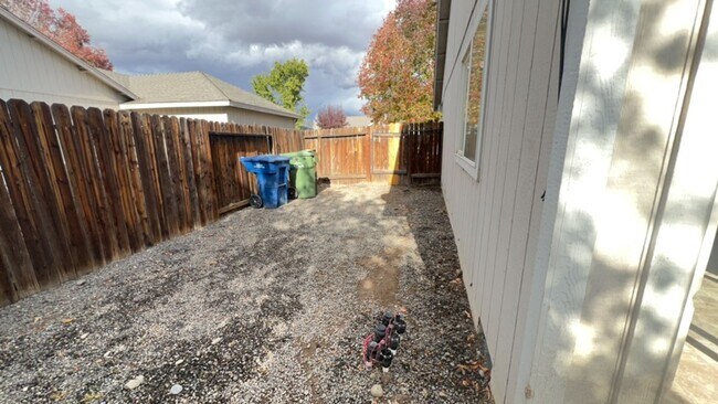 Building Photo - 1325 Chichester Dr