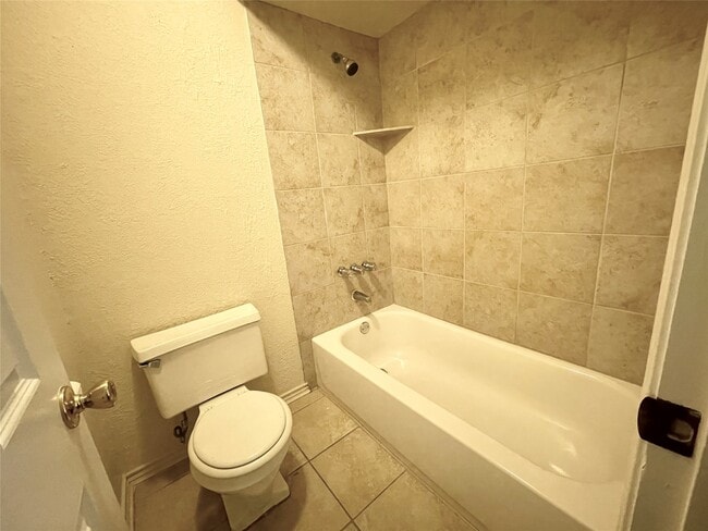 Building Photo - 12943 Lemur Ln