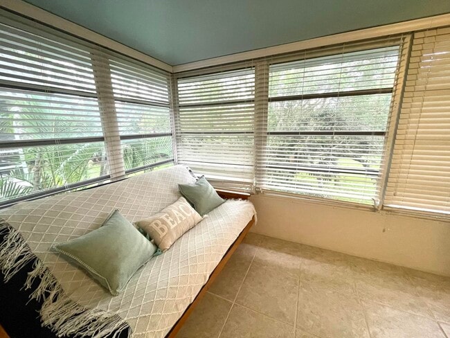 Building Photo - 2929 SE Ocean Blvd