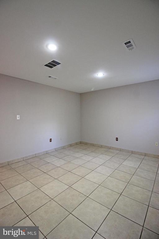 Building Photo - 7609 Monitor Ct