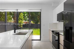 Building Photo - 921 NW 55th St