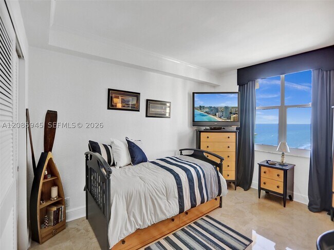 Building Photo - 2501 S Ocean Dr