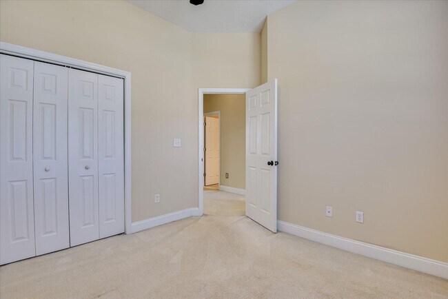 Building Photo - 2436 River Birch Dr
