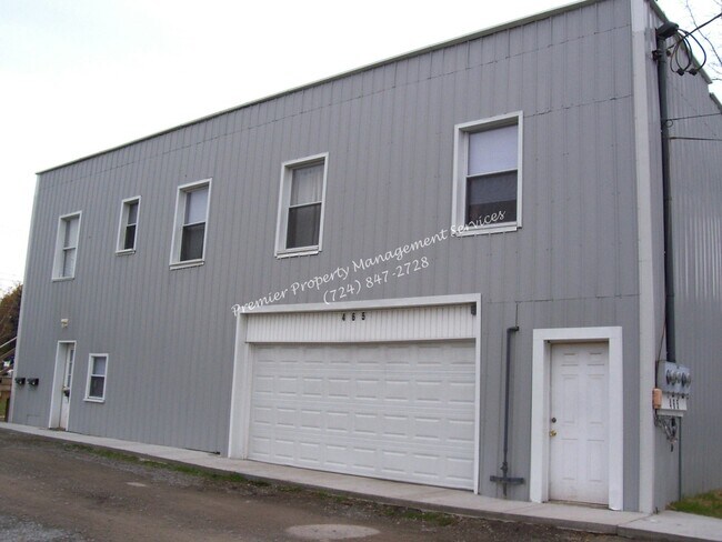 Primary Photo - 465 E Washington St