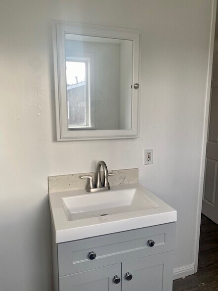 Updated vanity - 1116 Dean Ave