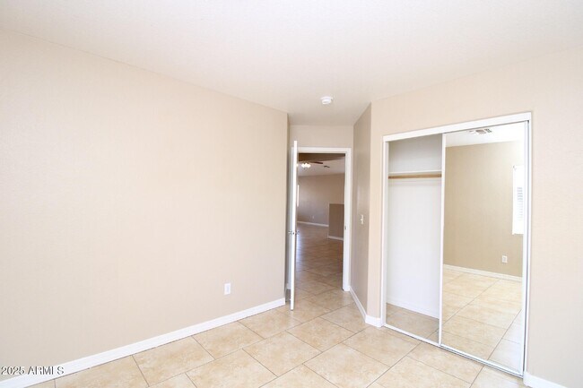 Building Photo - 11514 E Contessa St