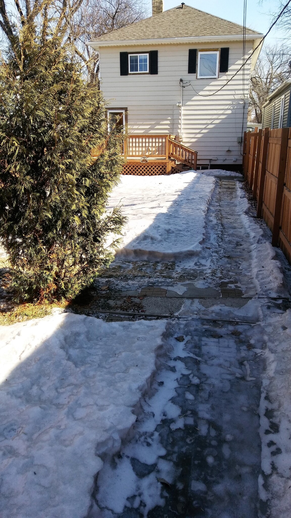back of house - 114 Walnut Street