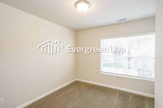 Building Photo - 936 Hamilton Cross Dr