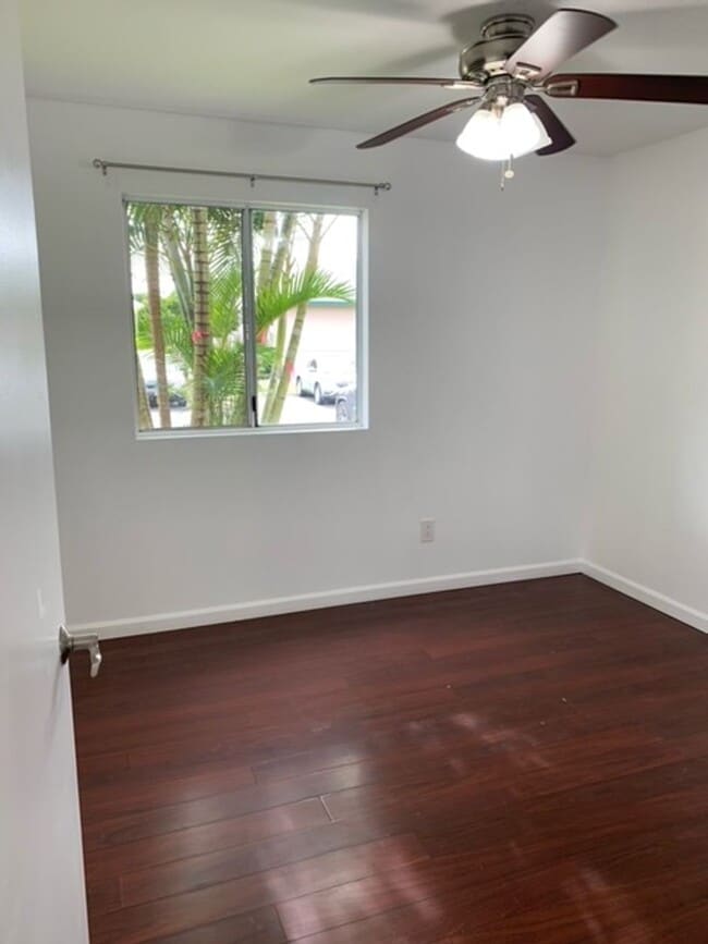 Building Photo - Hoomaka Village (Waikele) 2 Bedrooms, 1 bath ground floor unit w/ 1 parking - Avail now