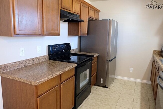 Building Photo - 5027 Cy Young Dr