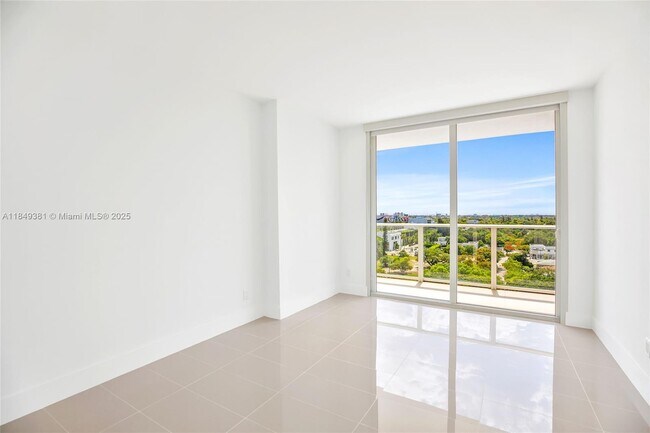 Building Photo - 4250 Biscayne Blvd