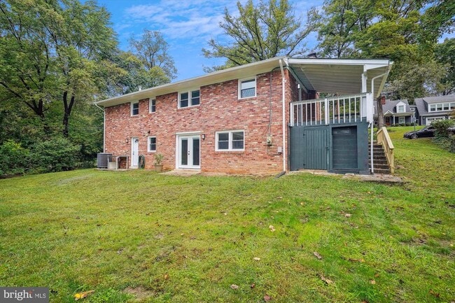 Building Photo - 2226 Westwood Pl