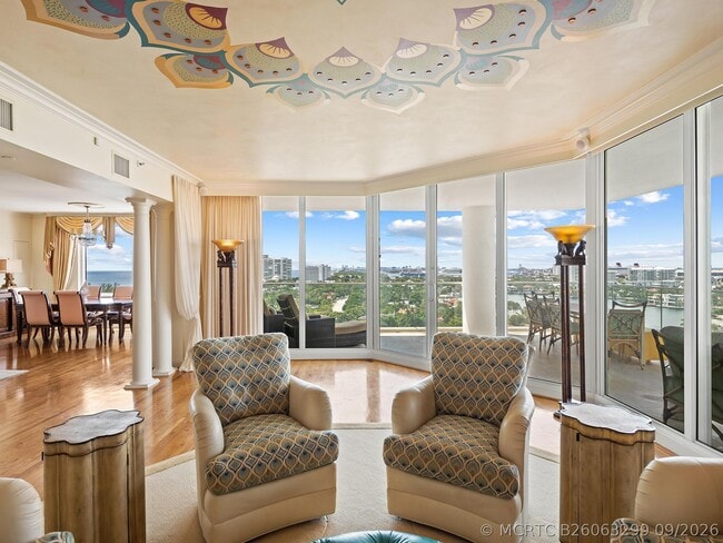 Building Photo - 3055 Harbor Dr