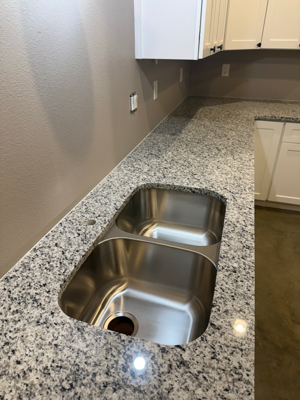 Building Photo - 1991 County Rd 2443