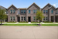 Building Photo - 5243 Legacy St