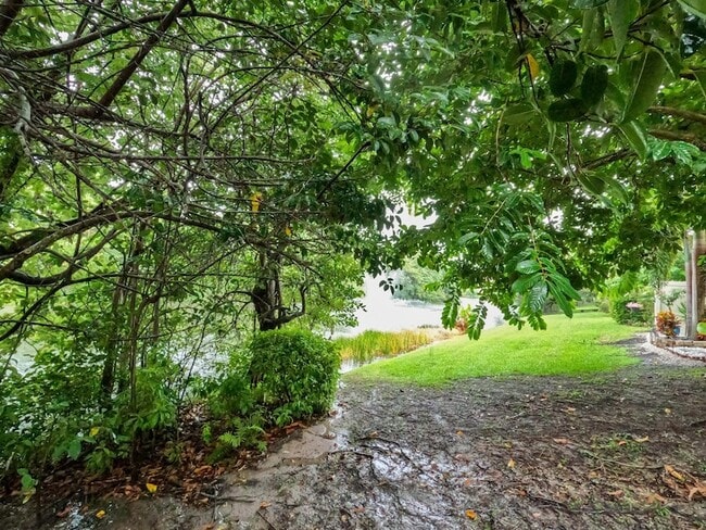 Building Photo - 106 Monterey Bay Dr