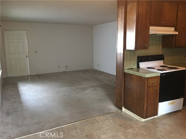 Building Photo - 1 Mayfair Dr