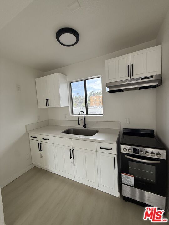 Building Photo - 1816 N Gramercy Pl