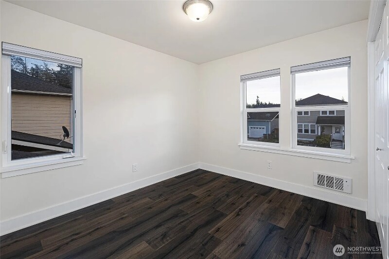 Building Photo - 85 Gerard Ln