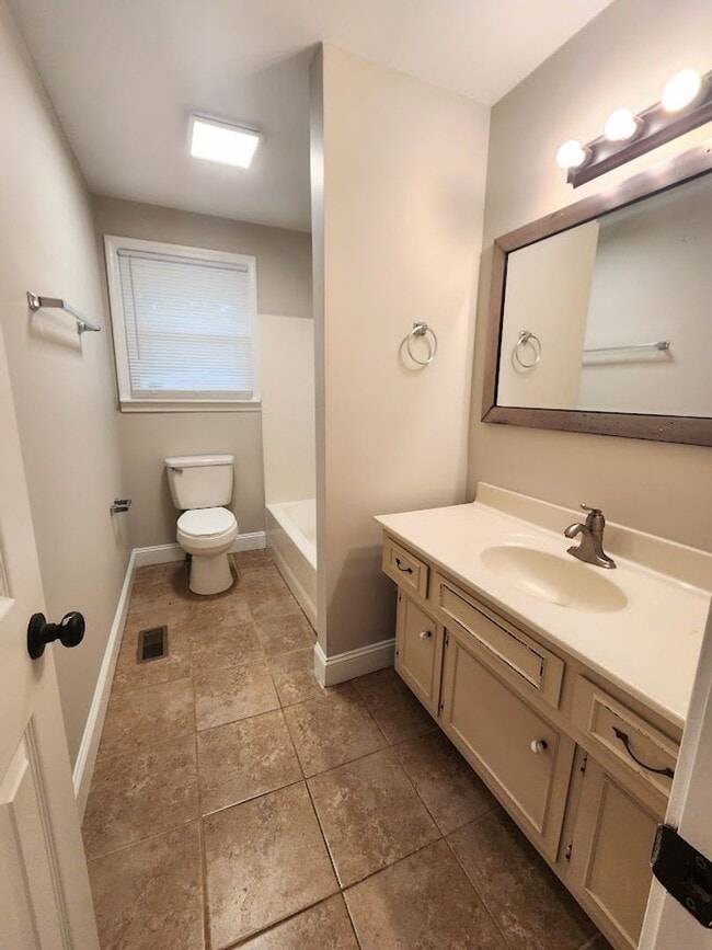Building Photo - 3 Bedroom 1 Bath Brick Home - West Pelzer