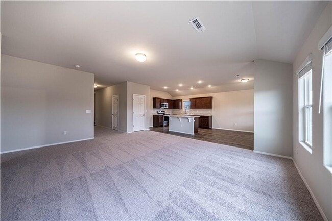 Building Photo - 820 Braidburn Rd
