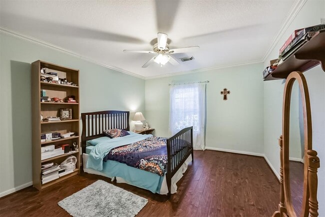 Building Photo - 1306 N Gabriel River Cir