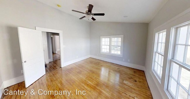 Building Photo - 3 br, 2 bath House - 723 Laurel Street