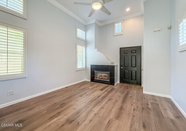Building Photo - 5470 Seine Ct