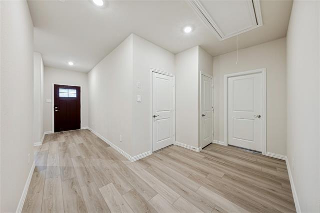 Building Photo - 2221 Horseshoe Ln