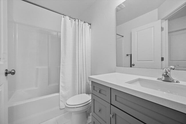 Building Photo - 645 S Plum Creek Ln E