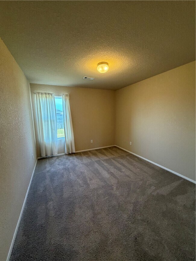 Building Photo - 817 NW 67th Ave