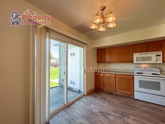 Building Photo - 5940 W Port Pl