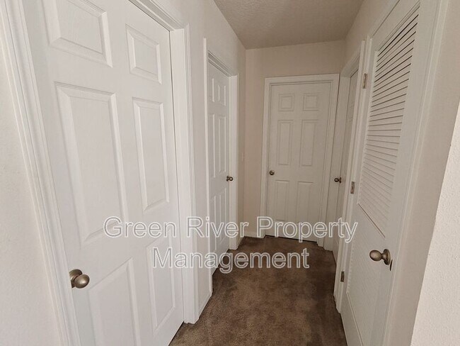 Building Photo - 5138 Sawmill Pt Wy