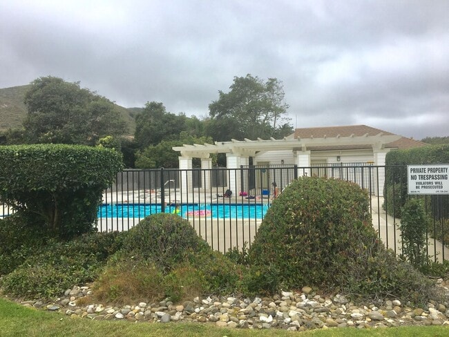 Building Photo - 406 Coronado Dr